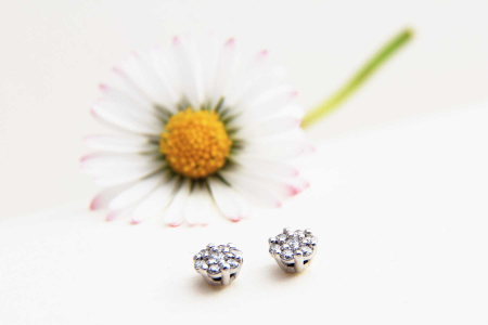 Uhani Briljantni cvet