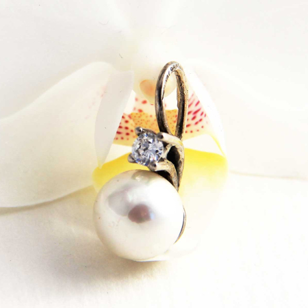 Obesek Pearl