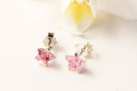 Uhani Pink
