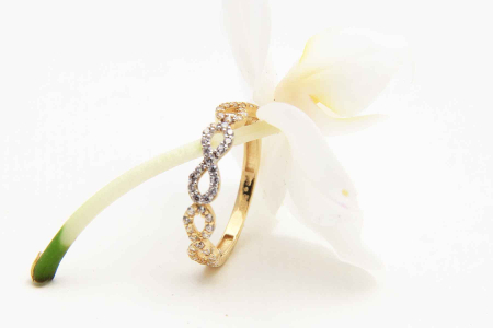 Prstan Infinity connected