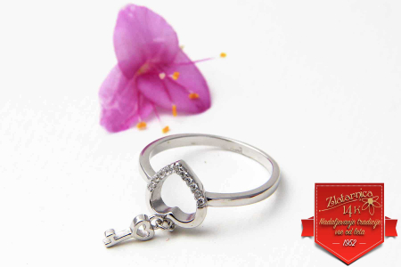 Prstan Heart key