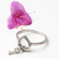 Prstan Heart key