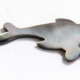 Delfin iz biserne matice