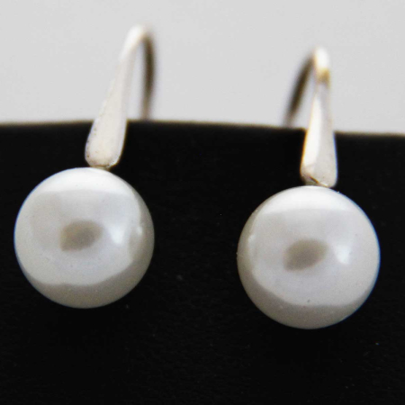Uhani Pearl
