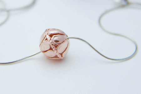 Obesek Filigran rose