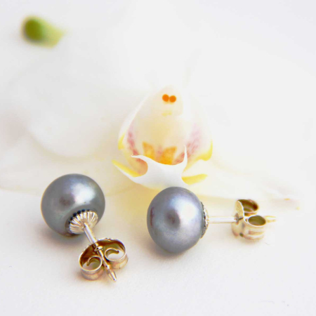 Uhani Gray pearl