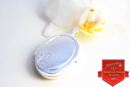 Ovalni Medaljon z gravuro