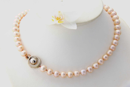 Biserna ogrlica Rose